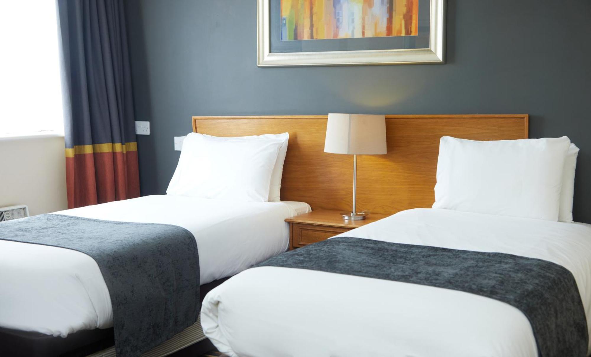 The Broughton Hotel By Greene King Inns Milton Keynes Luaran gambar